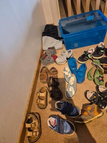hele lading baby en kinderschoenen : prijs te bespreken  beschikbaar voor biedingen