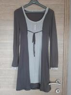 Robe grise avec gilet intégré Promod taille XS, Vêtements | Femmes, Taille 34 (XS) ou plus petite, Porté, Promod, Enlèvement ou Envoi