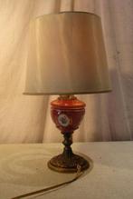 Belle lampe de table rétro en métal et porcelaine - 38 cm, Maison et Meubles, Enlèvement ou Envoi