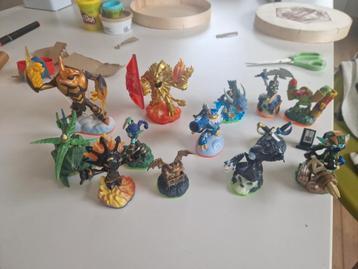 Lot skylanders  beschikbaar voor biedingen