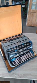 Accordeon Crucianelli
DO3
3-korig met
Cassotto, Muziek en Instrumenten, Ophalen, Zo goed als nieuw