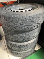 4 winterbanden gemonteerd op 6x15 stalen velgen, Auto-onderdelen, Banden en Velgen, Ophalen, Gebruikt, 15 inch, Velg(en)