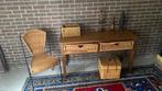 Rieten stoel en tafel ., Antiek en Kunst, Ophalen