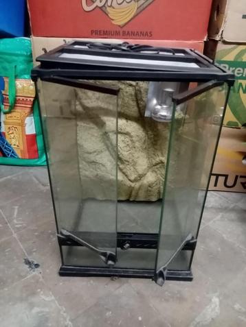 Terrarium pour reptile, Enlèvement ou Envoi, Comme neuf, Éclairage