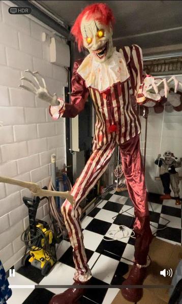 Animatronics clown beschikbaar voor biedingen