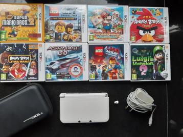 nintendo 3DS met 8 spelletjes beschikbaar voor biedingen