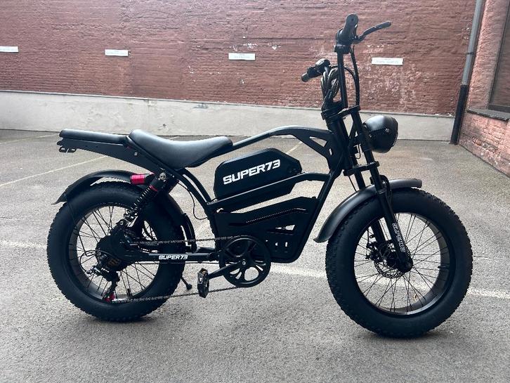 Magnifique nouveau fat bike Super 73 (730 W), Vélos & Vélomoteurs, Vélos électriques, Neuf, Autres marques, 47 à 51 cm, 30 à 50 km par batterie