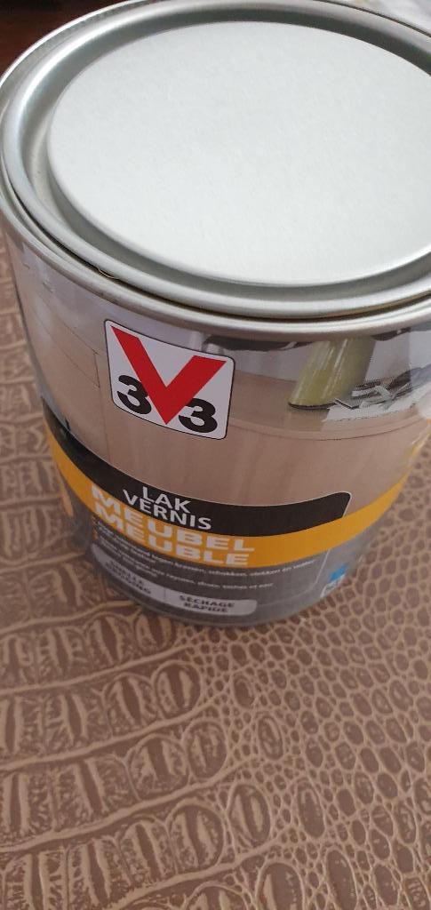 3V3 lak voor meubels, ongeopend potten, Doe-het-zelf en Bouw, Verf, Beits en Lak, Nieuw, Lak, Minder dan 5 liter, Overige kleuren