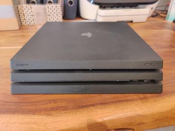 Playstation 4 Pro - 1 TB - Uitstekende staat + controller! beschikbaar voor biedingen