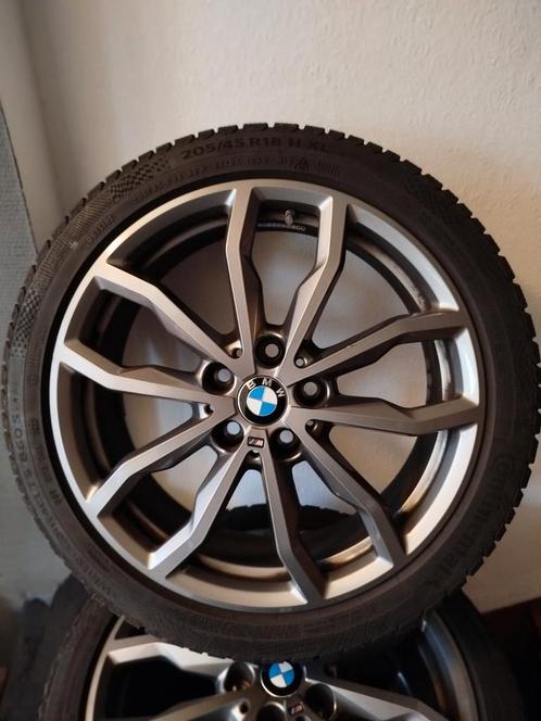 Velgen
Originele BMW 711M
18 inch - winterbanden, Auto-onderdelen, Banden en Velgen, Band(en), Winterbanden, 18 inch, 205 mm, Personenwagen