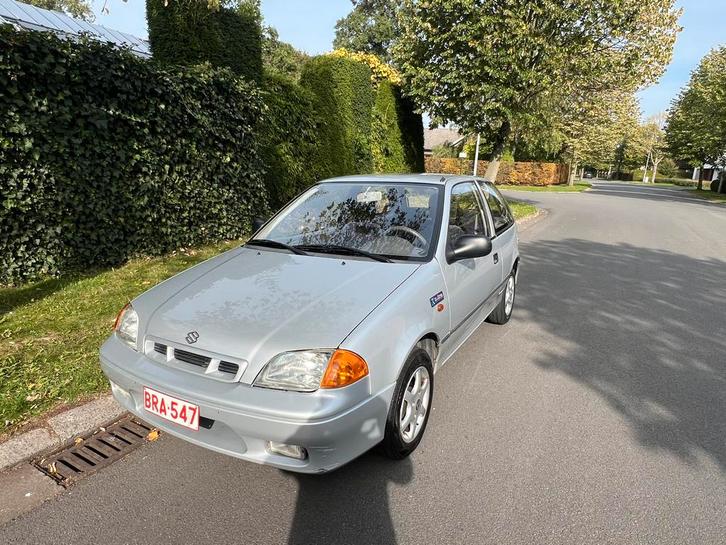 Zeer propere suzuki blanco gekeurd voor verkoop / 89.000 km, Auto's, Suzuki, Particulier, Swift, Benzine, Euro 2, Ophalen