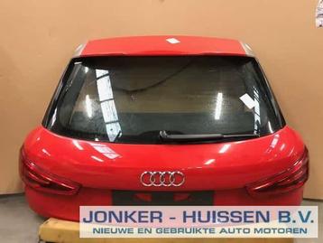 Audi RS Q3 Achterklep misano rood met spoiler beschikbaar voor biedingen