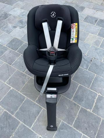 Autostoel maxi cosi en Familyfix One i - Size