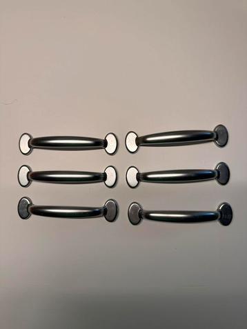Poignées de porte d'armoire, Utilisé, Autres types, 100 à 250 mm, Enlèvement