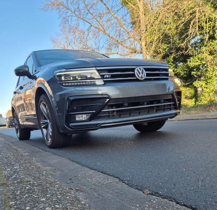 VW Tiguan R-line 2.0TDI - PANORAMA !!FULL FULL OPTION!!, Auto's, Volkswagen, Bedrijf, Tiguan, 360° camera, 4x4, ABS, Achteruitrijcamera