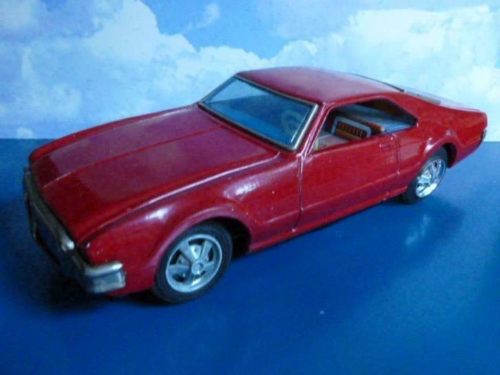 Tin Toy OLDSMOBILE Toronado 1968 TAIYO Made in Japan NO Box, Verzamelen, Poppetjes en Figuurtjes, Gebruikt, Ophalen of Verzenden
