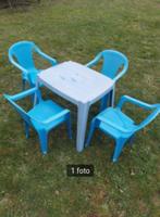Plasieken tafeltje en stoelen, Gebruikt, Ophalen
