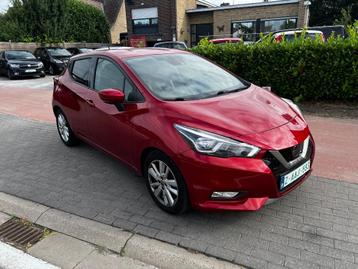 Propere Nissan micra met navie wagen staat proper en rijd go beschikbaar voor biedingen