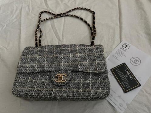 Chanel classic handbag, Handtassen en Accessoires, Tassen | Damestassen, Zo goed als nieuw, Ophalen of Verzenden