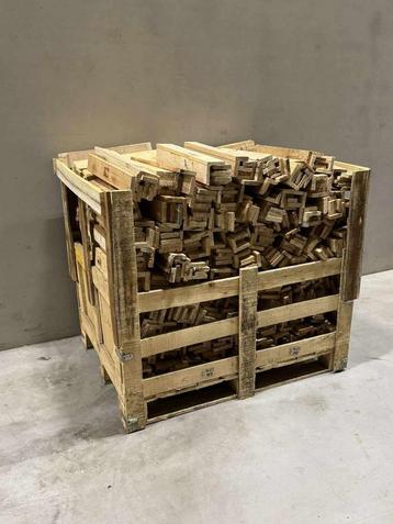 Blocs de bois de chauffage 1m³ disponible aux enchères