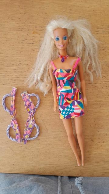 Vintage jurk Barbie beschikbaar voor biedingen