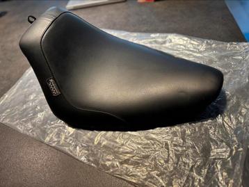 Harley davidson softail solo seat beschikbaar voor biedingen