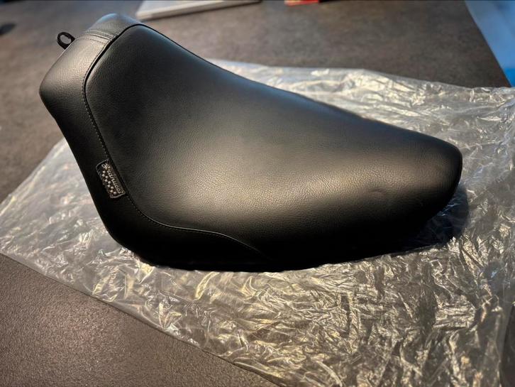 Siège solo Harley Davidson Softail, Motos, Pièces | Harley-Davidson, Utilisé, Enlèvement ou Envoi