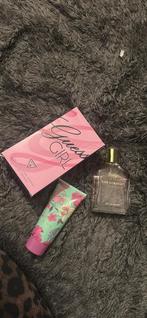 Parfume pakketje dames guess, Enlèvement, Comme neuf, Bouteille de parfum, Plein
