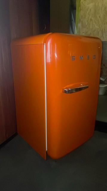 Smeg Orange Combi koelkast+vriesvak beschikbaar voor biedingen