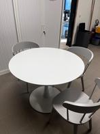 Witte tulip tafel met stoelen, Huis en Inrichting, Tafels | Eettafels, Ophalen of Verzenden, Zo goed als nieuw, Rond, Grenenhout