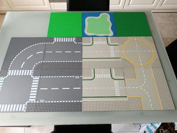 11 originele LEGO stratenplaten en andere in goede staat beschikbaar voor biedingen