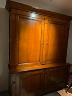 Boekenkast in kerselaar, Enlèvement