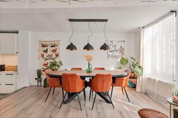Eettafel met X-onderstel - Te koop in Borgloon  beschikbaar voor biedingen