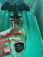 flesje spinnen vergif als deco met vleermuis dop halloween, Hobby en Vrije tijd, Ophalen of Verzenden, Zo goed als nieuw, Versiering