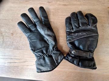 Richa motor handschoenen beschikbaar voor biedingen