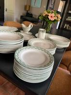 Servies Boch Carlotta (veeldelig), Huis en Inrichting, Ophalen, Zo goed als nieuw, Bord(en)