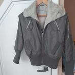 Prachtig jasje met bont large., Kleding | Dames, Jassen | Zomer, Ophalen of Verzenden, Gedragen, Maat 42/44 (L)