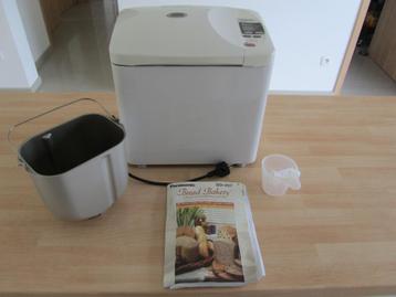 Machine à pain PANASONIC beschikbaar voor biedingen