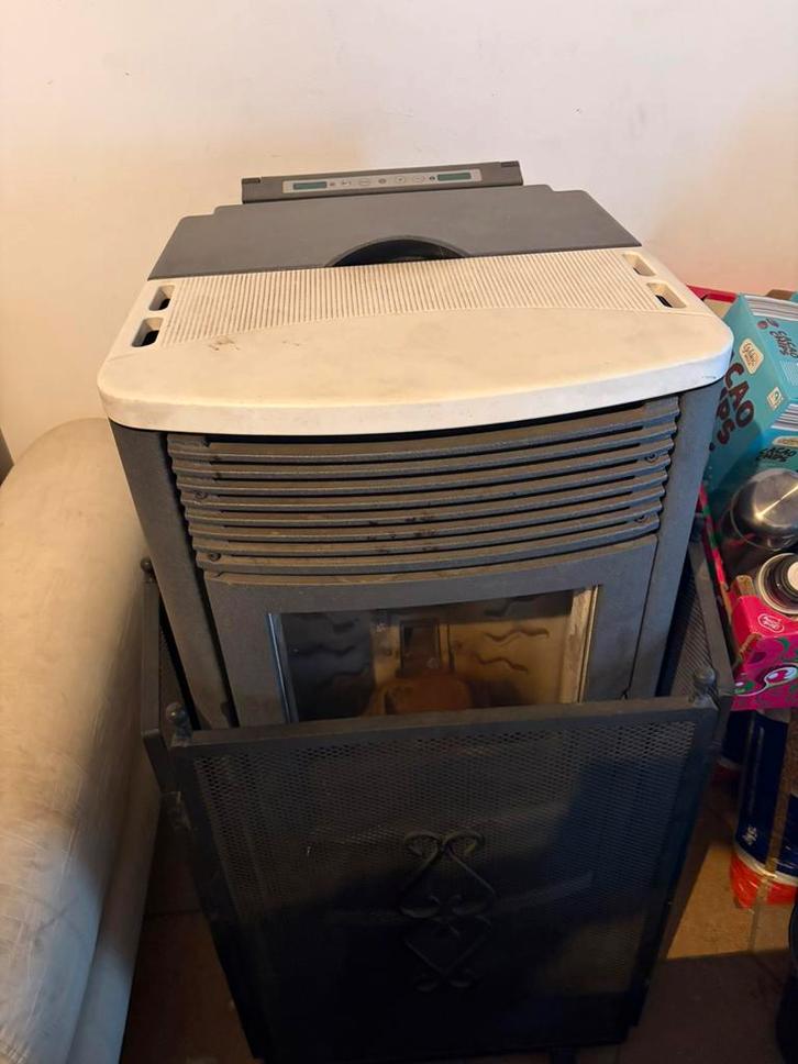 Pallet kachel, Huis en Inrichting, Kachels, Zo goed als nieuw, Ophalen of Verzenden