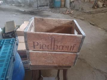 houten bierbak beschikbaar voor biedingen