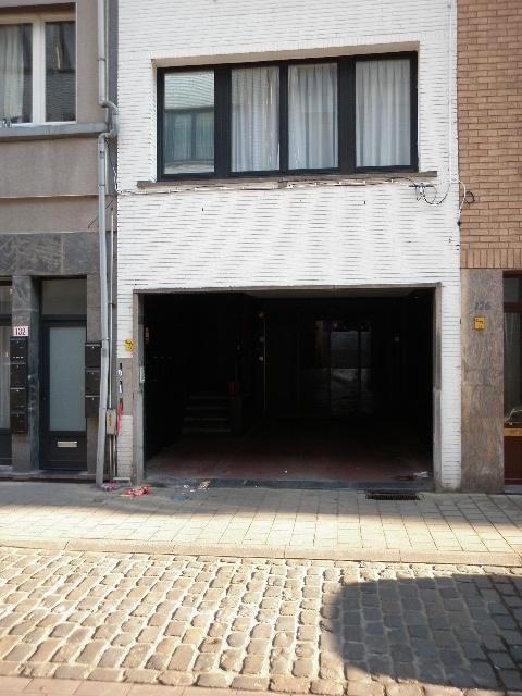 Staanplaats te huur / A'pen centrum, Immo, Garages & Places de parking, Anvers (ville)