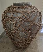 Stenen pot met wilgenhout, Ophalen