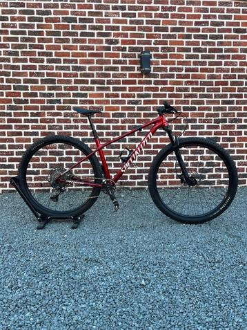 Specialized chisel comp (geüpgraded) maat M beschikbaar voor biedingen