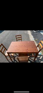 Table et 4 chaises à 100€ à discuté, Comme neuf, Rectangulaire, Pin