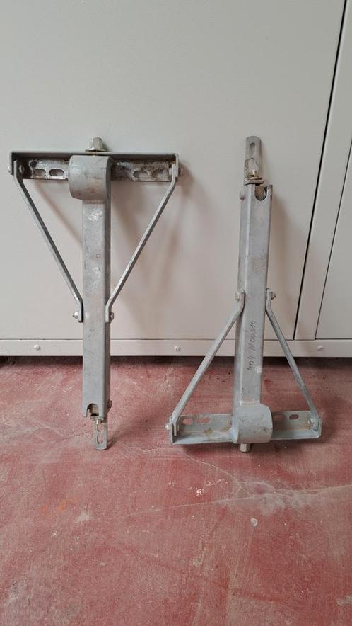 Lot de 2 pieds de caravane, Caravanes & Camping, Caravanes Accessoires, Comme neuf, Enlèvement ou Envoi