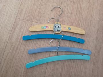 Houten kinderkapstokken, Kinderen en Baby's, Ophalen of Verzenden, Zo goed als nieuw