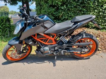 Moto ktm duke 125 2023 3000km, als nieuw beschikbaar voor biedingen