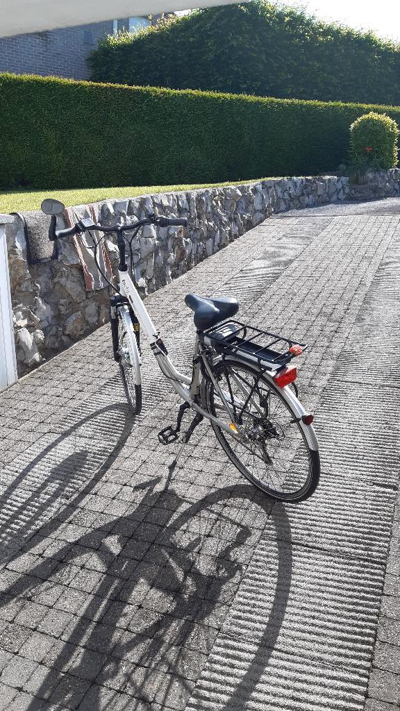 EVOBIKE BETA elektrische fiets, Fietsen en Brommers, Elektrische fietsen, Zo goed als nieuw, Overige merken, 47 tot 51 cm, 50 km per accu of meer