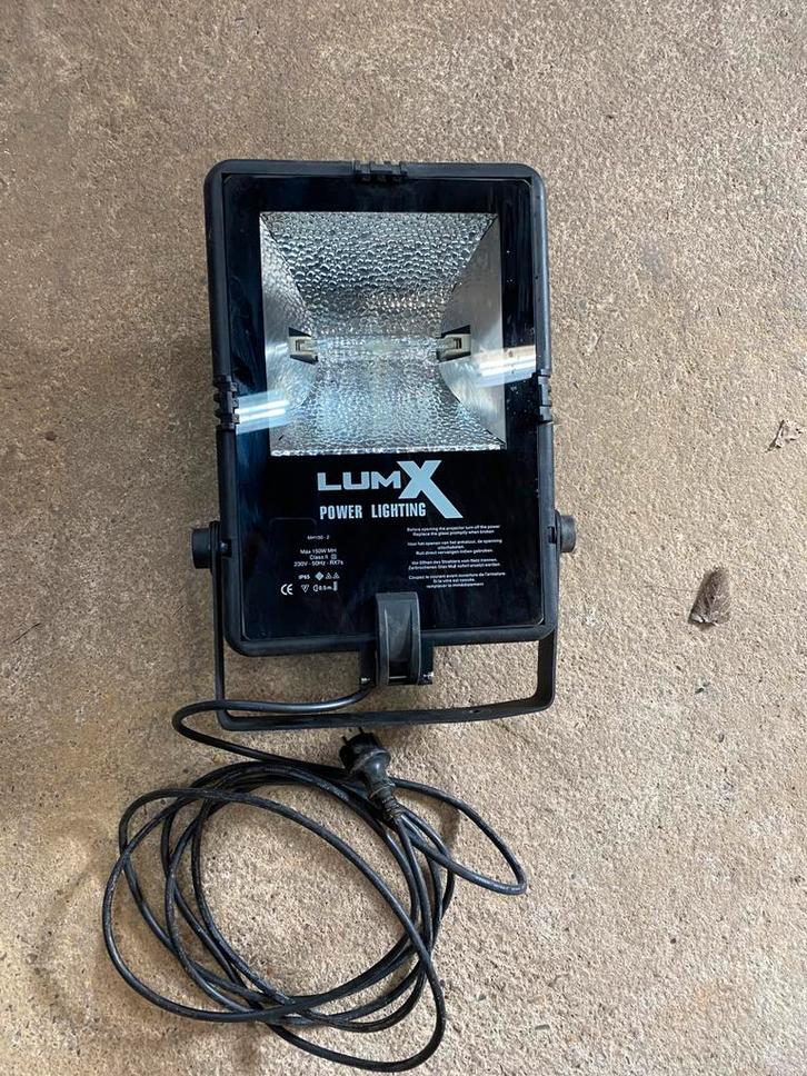 LUM X bouwlamp, Doe-het-zelf en Bouw, Bouwverlichting, Zo goed als nieuw, Ophalen