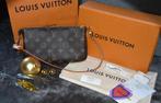 Louis Vuitton Pochette Accessoires - Nieuwe staat - Full set, Ophalen, Zo goed als nieuw, Overige kleuren, Avondtasje